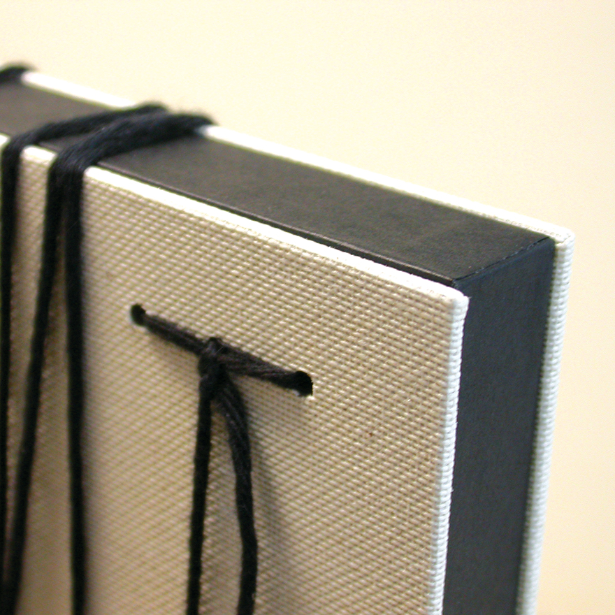 Paul Celan&nbsp;• weiß und leicht, 2004